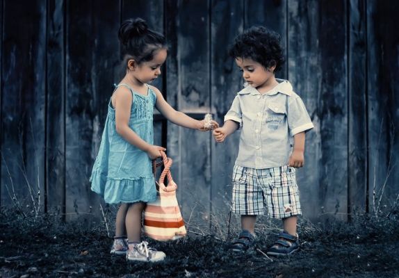 ¿Cuándo intervienen los Servicios Sociales para proteger a los menores de edad?